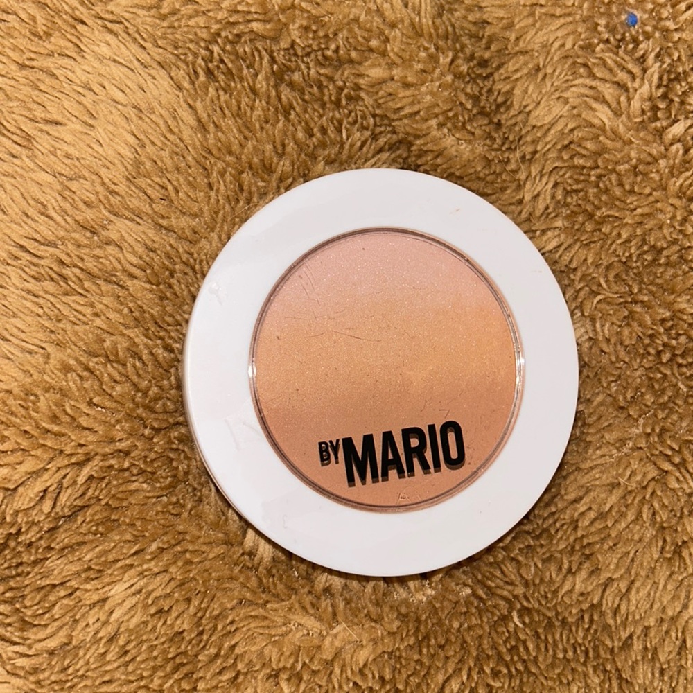 By Mario softsculpt skin perfector -Light Medium